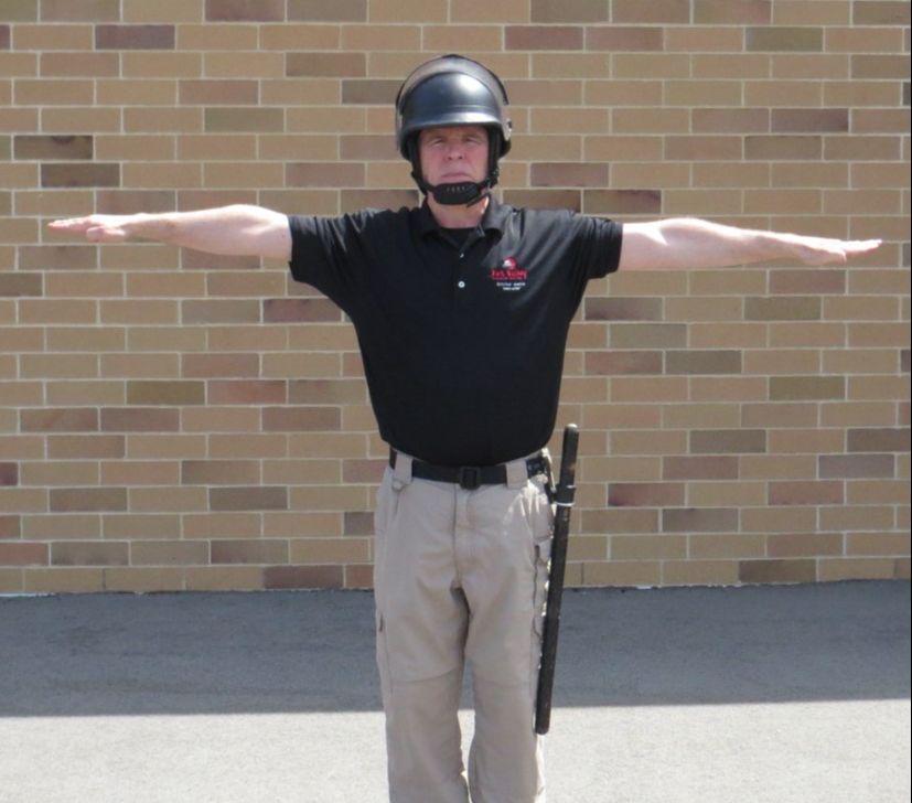 Crowd control training for police: Signals and commands